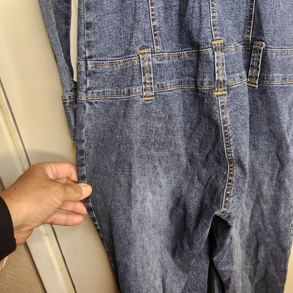 Jennifer Lopez Denim Jumpsuit in Dark Blue with Contrast Stitching - Picture 16 of 16